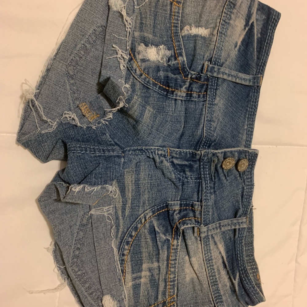 Jeans shorts - Picture 2 of 2